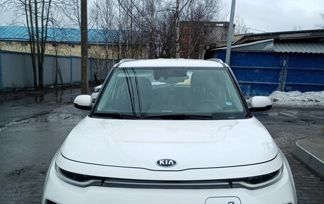 KIA Soul EV, 2019 год, 2 000 000 рублей, 5 фотография