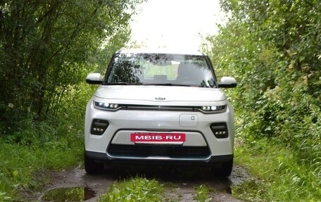 KIA Soul EV, 2019 год, 2 000 000 рублей, 9 фотография