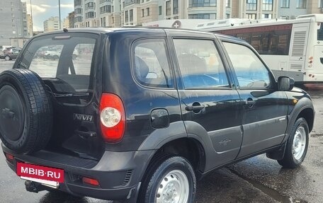 Chevrolet Niva I рестайлинг, 2010 год, 425 000 рублей, 4 фотография