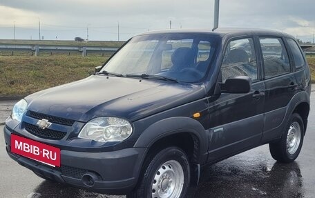 Chevrolet Niva I рестайлинг, 2010 год, 425 000 рублей, 8 фотография