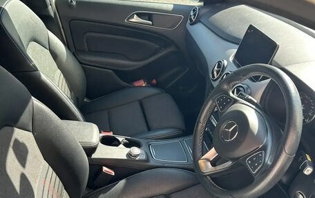 Mercedes-Benz B-Класс, 2018 год, 1 750 000 рублей, 5 фотография