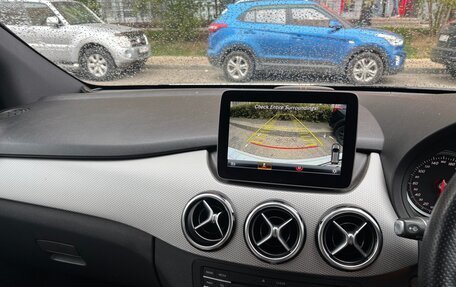 Mercedes-Benz B-Класс, 2018 год, 1 750 000 рублей, 14 фотография