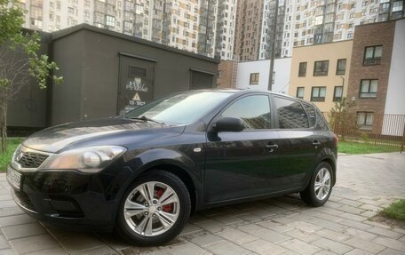 KIA cee'd I рестайлинг, 2011 год, 550 000 рублей, 16 фотография