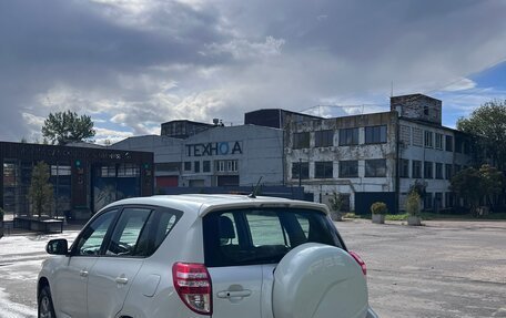Toyota RAV4, 2011 год, 1 570 000 рублей, 6 фотография