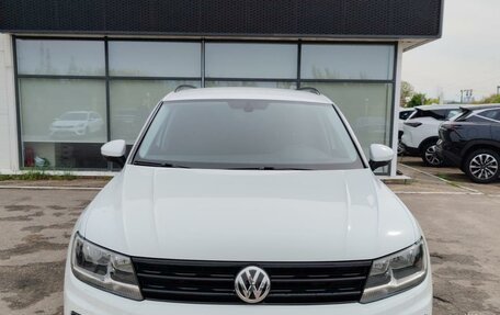 Volkswagen Tiguan II, 2017 год, 1 849 000 рублей, 5 фотография