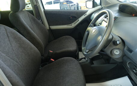 Toyota Vitz, 2010 год, 799 000 рублей, 8 фотография