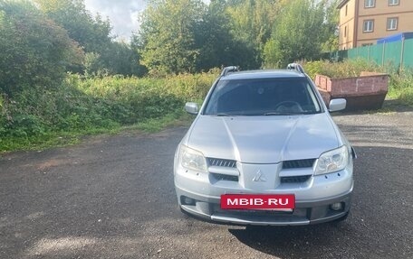 Mitsubishi Outlander III рестайлинг 3, 2006 год, 430 000 рублей, 3 фотография