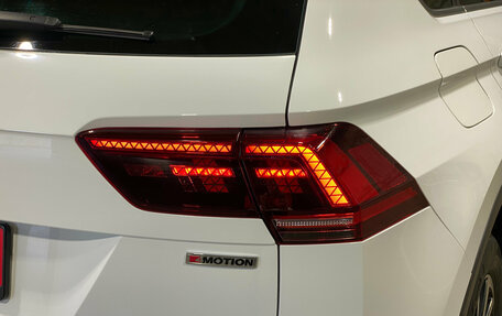 Volkswagen Tiguan II, 2019 год, 2 885 000 рублей, 8 фотография