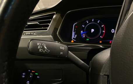 Volkswagen Tiguan II, 2019 год, 2 885 000 рублей, 21 фотография