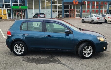 Volkswagen Golf VI, 2011 год, 600 000 рублей, 1 фотография