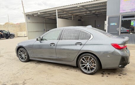 BMW 3 серия, 2019 год, 1 970 000 рублей, 5 фотография