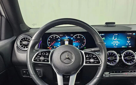 Mercedes-Benz GLB, 2022 год, 4 130 000 рублей, 8 фотография