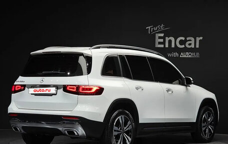 Mercedes-Benz GLB, 2022 год, 4 130 000 рублей, 2 фотография