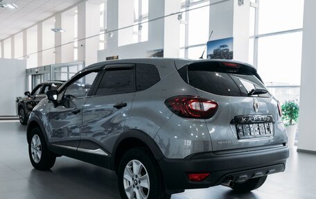 Renault Kaptur I рестайлинг, 2017 год, 1 320 000 рублей, 7 фотография