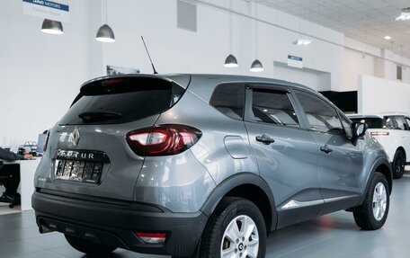 Renault Kaptur I рестайлинг, 2017 год, 1 320 000 рублей, 5 фотография