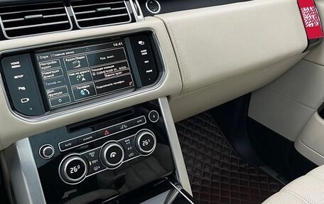 Land Rover Range Rover IV рестайлинг, 2015 год, 3 400 000 рублей, 5 фотография