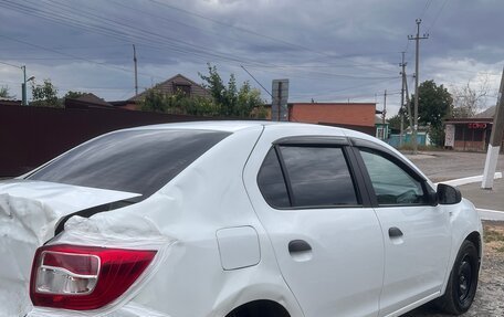 Renault Logan II, 2018 год, 355 000 рублей, 9 фотография