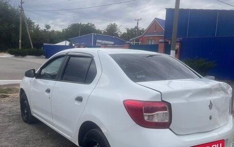 Renault Logan II, 2018 год, 355 000 рублей, 7 фотография
