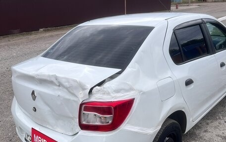 Renault Logan II, 2018 год, 355 000 рублей, 10 фотография