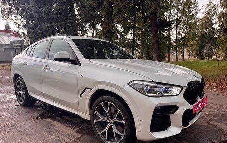 BMW X6, 2022 год, 9 000 000 рублей, 2 фотография