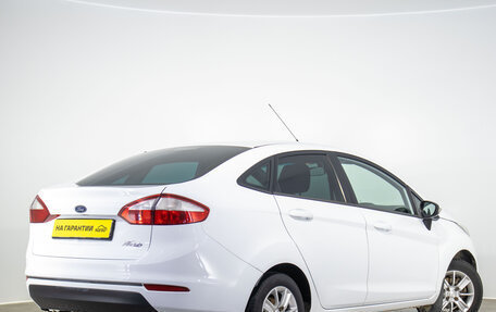 Ford Fiesta, 2015 год, 749 000 рублей, 5 фотография