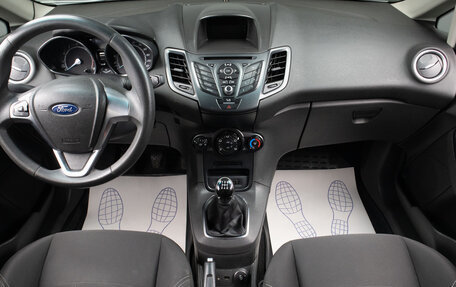 Ford Fiesta, 2015 год, 749 000 рублей, 8 фотография