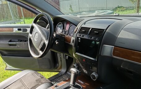 Volkswagen Touareg III, 2008 год, 860 000 рублей, 3 фотография