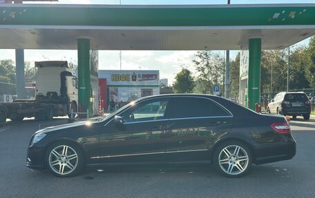 Mercedes-Benz E-Класс, 2011 год, 1 800 000 рублей, 8 фотография