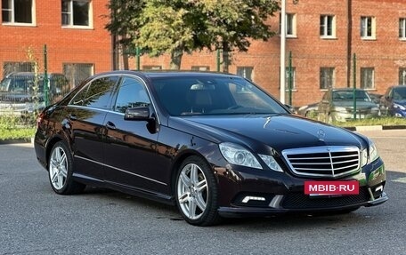 Mercedes-Benz E-Класс, 2011 год, 1 800 000 рублей, 3 фотография