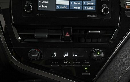 Toyota Camry, 2021 год, 2 649 000 рублей, 13 фотография