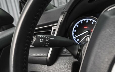 Toyota Camry, 2021 год, 2 649 000 рублей, 16 фотография