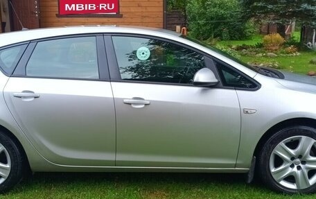 Opel Astra J, 2012 год, 550 000 рублей, 6 фотография