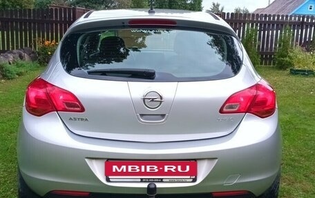 Opel Astra J, 2012 год, 550 000 рублей, 4 фотография