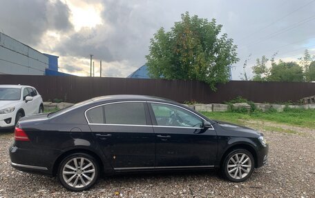 Volkswagen Passat B7, 2011 год, 1 090 000 рублей, 2 фотография