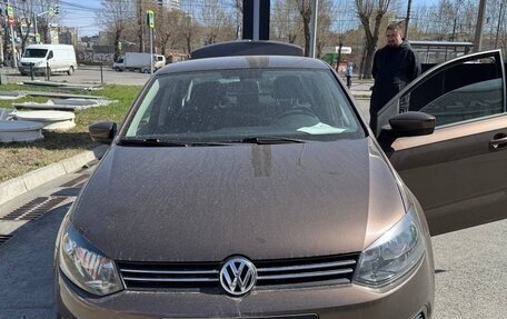 Volkswagen Polo VI (EU Market), 2015 год, 1 050 000 рублей, 10 фотография