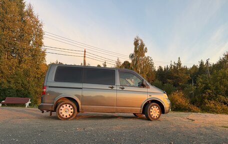 Volkswagen Transporter T5 рестайлинг, 2006 год, 1 280 000 рублей, 2 фотография