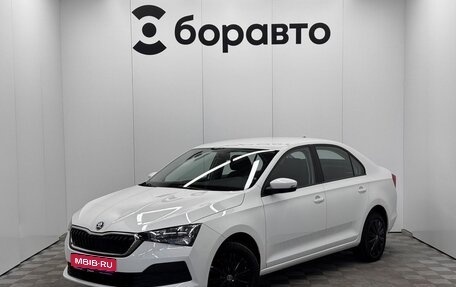 Skoda Rapid II, 2021 год, 1 630 000 рублей, 1 фотография