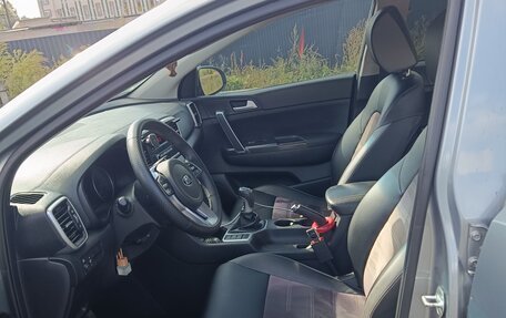 KIA Sportage IV рестайлинг, 2019 год, 2 200 000 рублей, 7 фотография