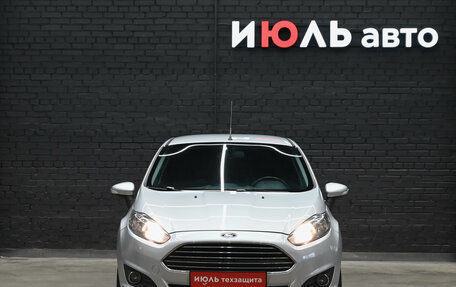 Ford Fiesta, 2015 год, 800 000 рублей, 3 фотография