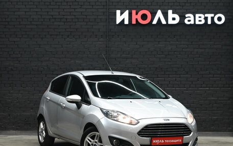 Ford Fiesta, 2015 год, 800 000 рублей, 4 фотография