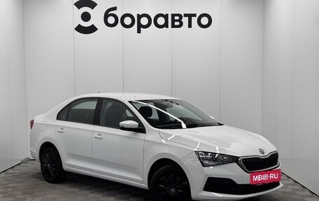 Skoda Rapid II, 2021 год, 1 630 000 рублей, 3 фотография