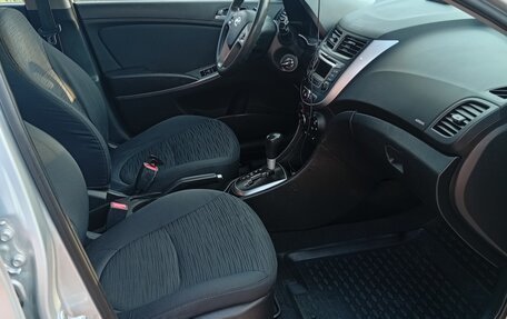Hyundai Solaris II рестайлинг, 2016 год, 950 000 рублей, 11 фотография