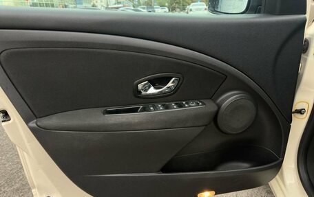 Renault Fluence I, 2013 год, 810 000 рублей, 7 фотография
