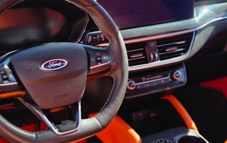 Ford Focus IV, 2021 год, 1 990 000 рублей, 10 фотография
