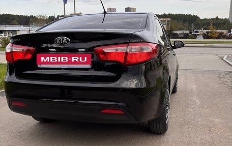 KIA Rio III рестайлинг, 2014 год, 850 000 рублей, 10 фотография