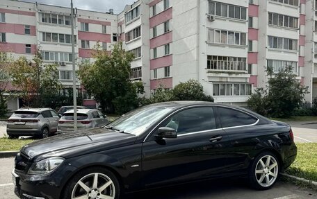 Mercedes-Benz C-Класс, 2011 год, 1 350 000 рублей, 5 фотография