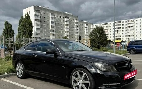 Mercedes-Benz C-Класс, 2011 год, 1 350 000 рублей, 4 фотография