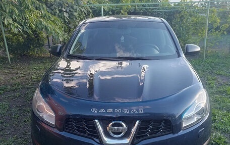 Nissan Qashqai, 2010 год, 950 000 рублей, 2 фотография