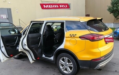 Geely Atlas, 2022 год, 1 400 000 рублей, 3 фотография