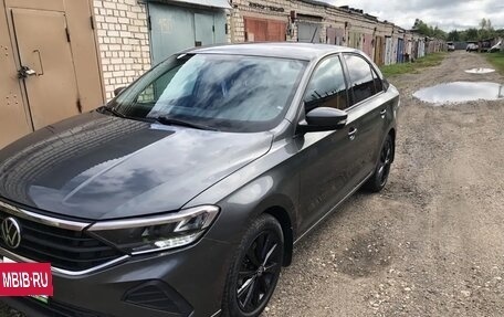Volkswagen Polo VI (EU Market), 2021 год, 1 950 000 рублей, 3 фотография
